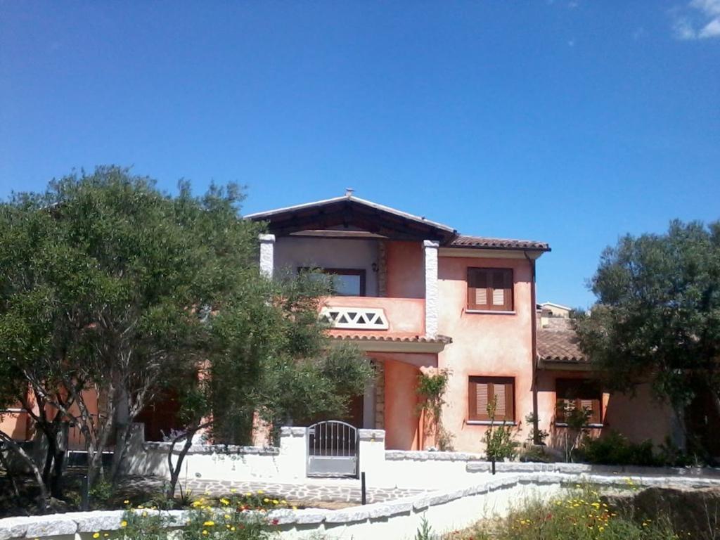 Li Rocchi Appartement San Teodoro  Buitenkant foto